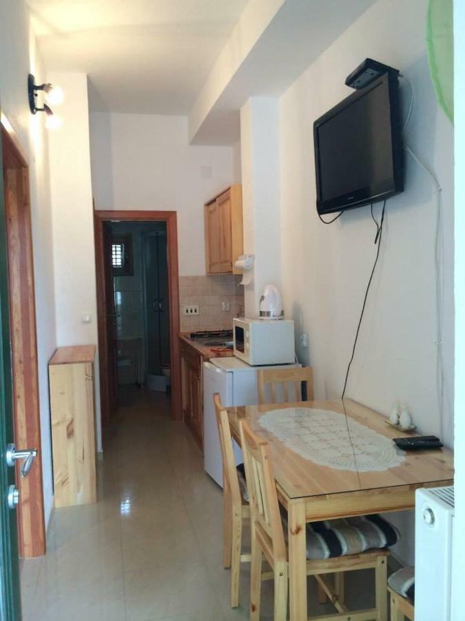 Apartmani Paklenica Starigrad Paklenica Exterior photo